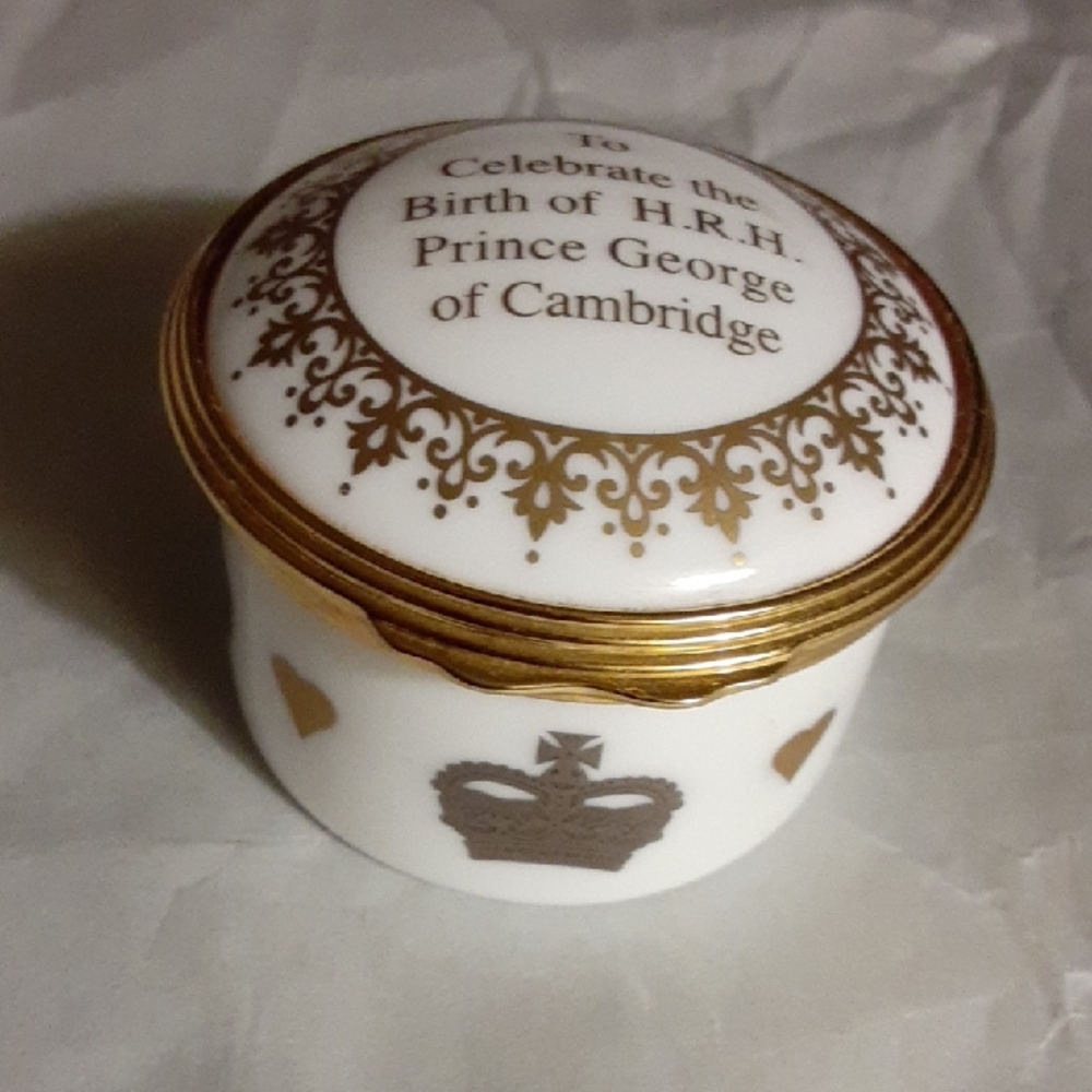 Royal Celebration Commemorative Gold and White Trinket Box